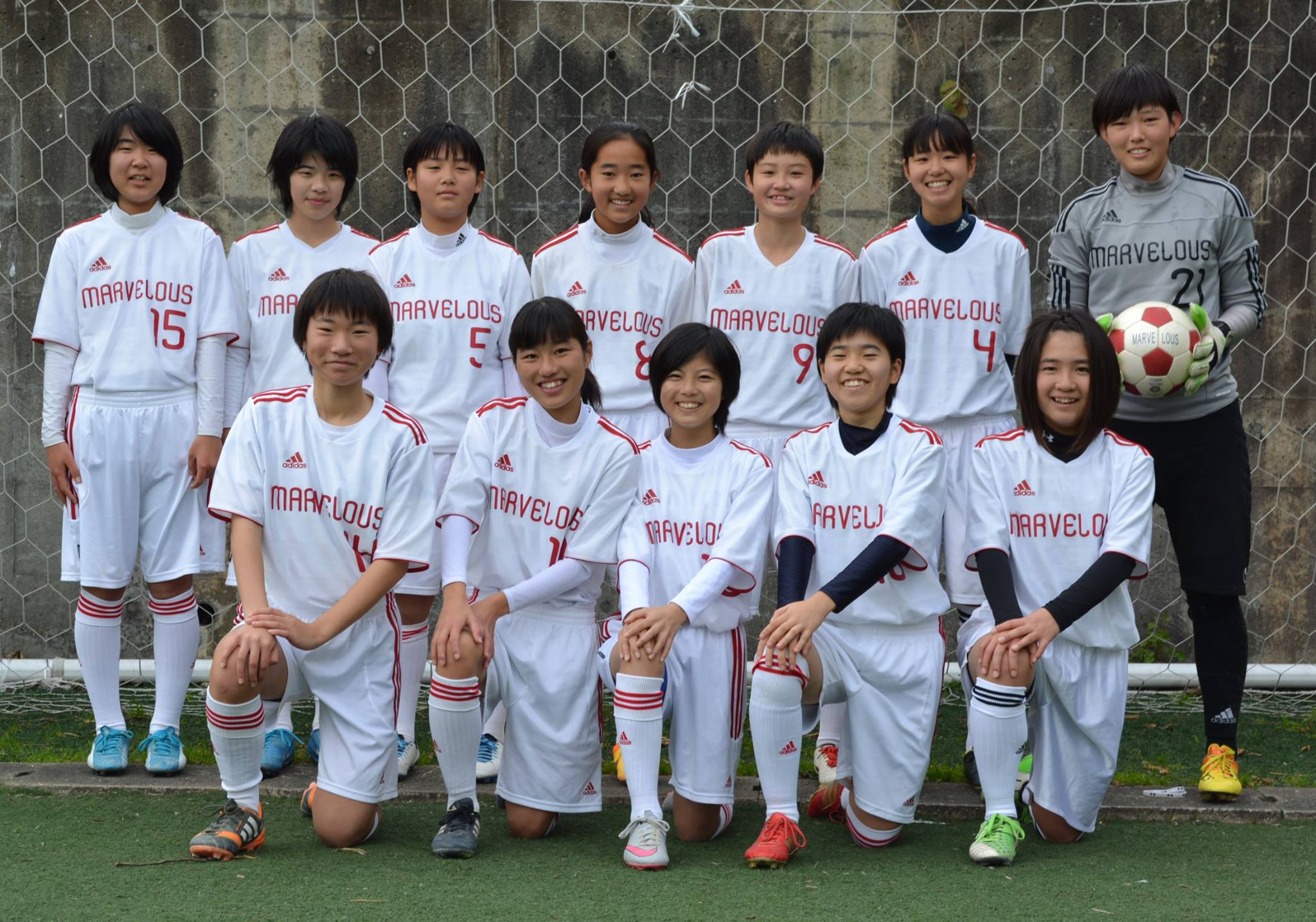 株式会社Glanzは、マーベラス福岡フットボールクラブ女子サッカーチームの活動を応援しています。